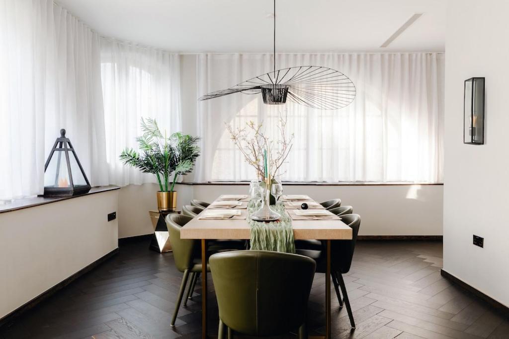 Off Oxford St! 3Bed 3Bath Luxxe Hideaway For Stylish Families And Couples Лондон Екстериор снимка